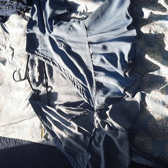 LOFT Blue Wrap Around Top - Picture 4 of 8